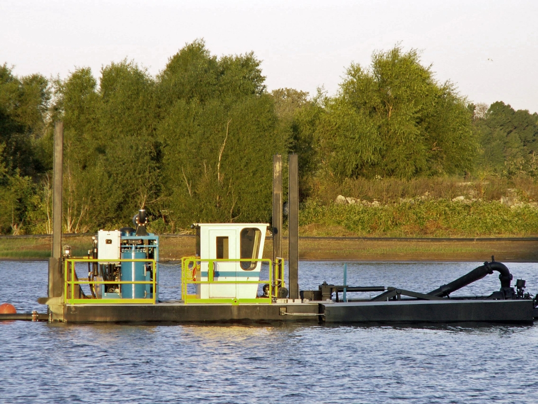 veit-experiences-outstanding-performance-with-its-dsc-moray-class-dredges